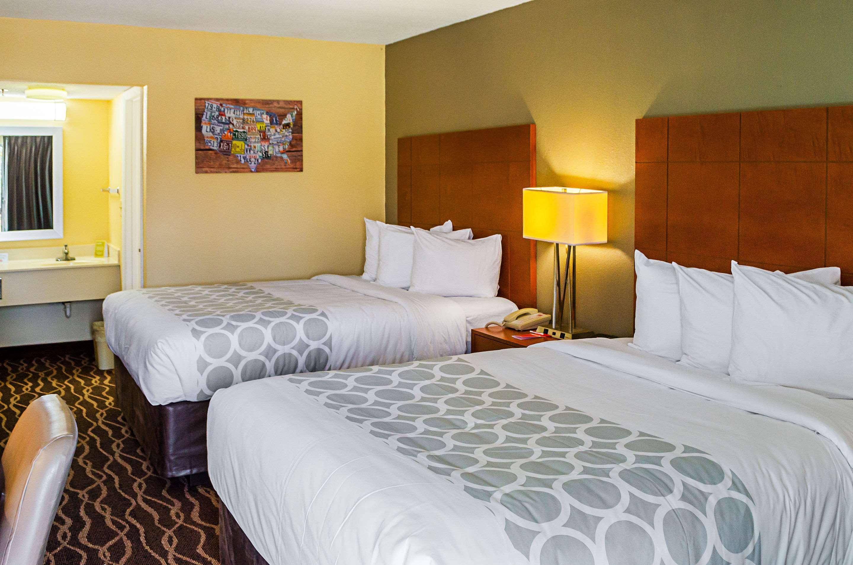 Econo Lodge Hardeeville Bagian luar foto