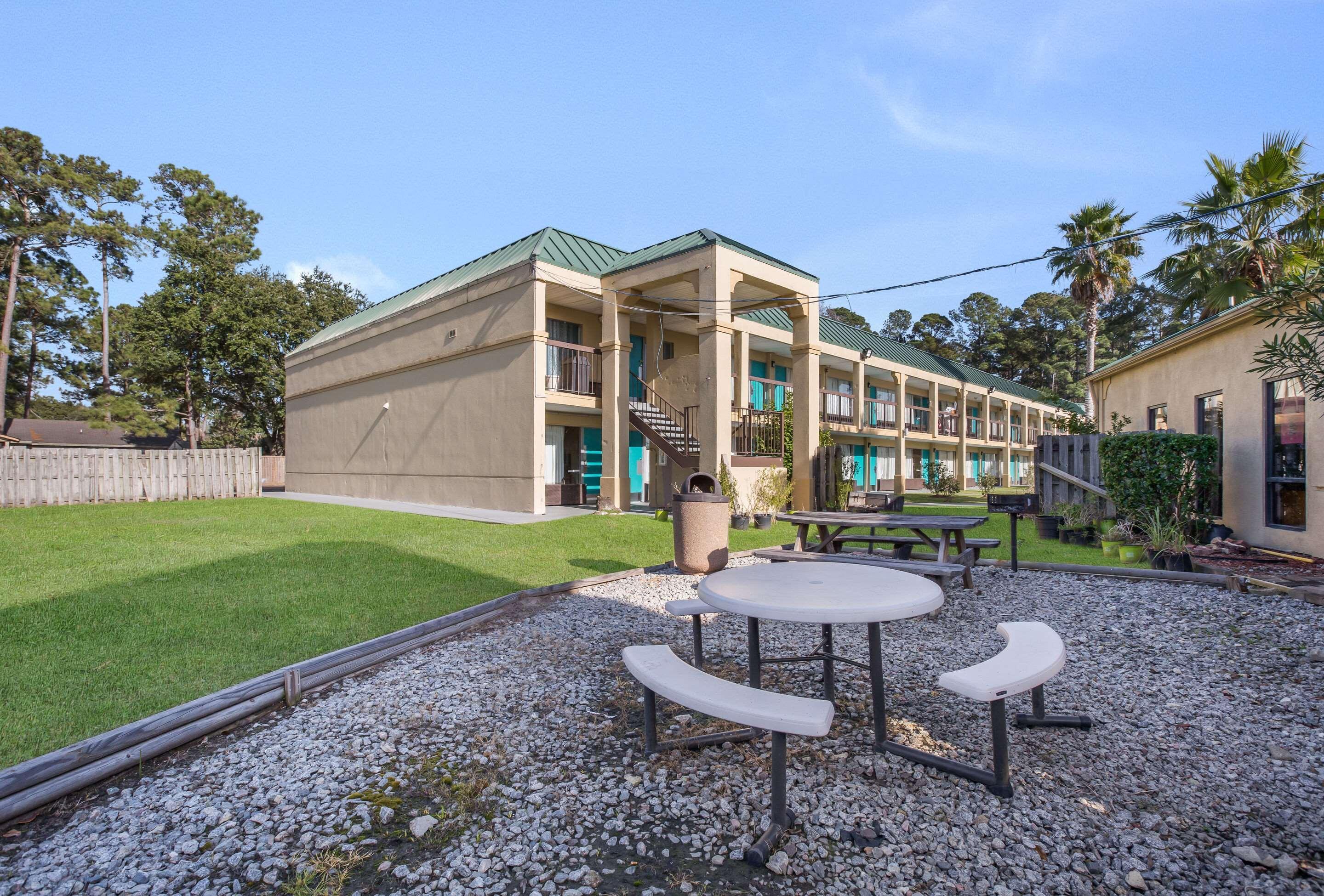 Econo Lodge Hardeeville Bagian luar foto