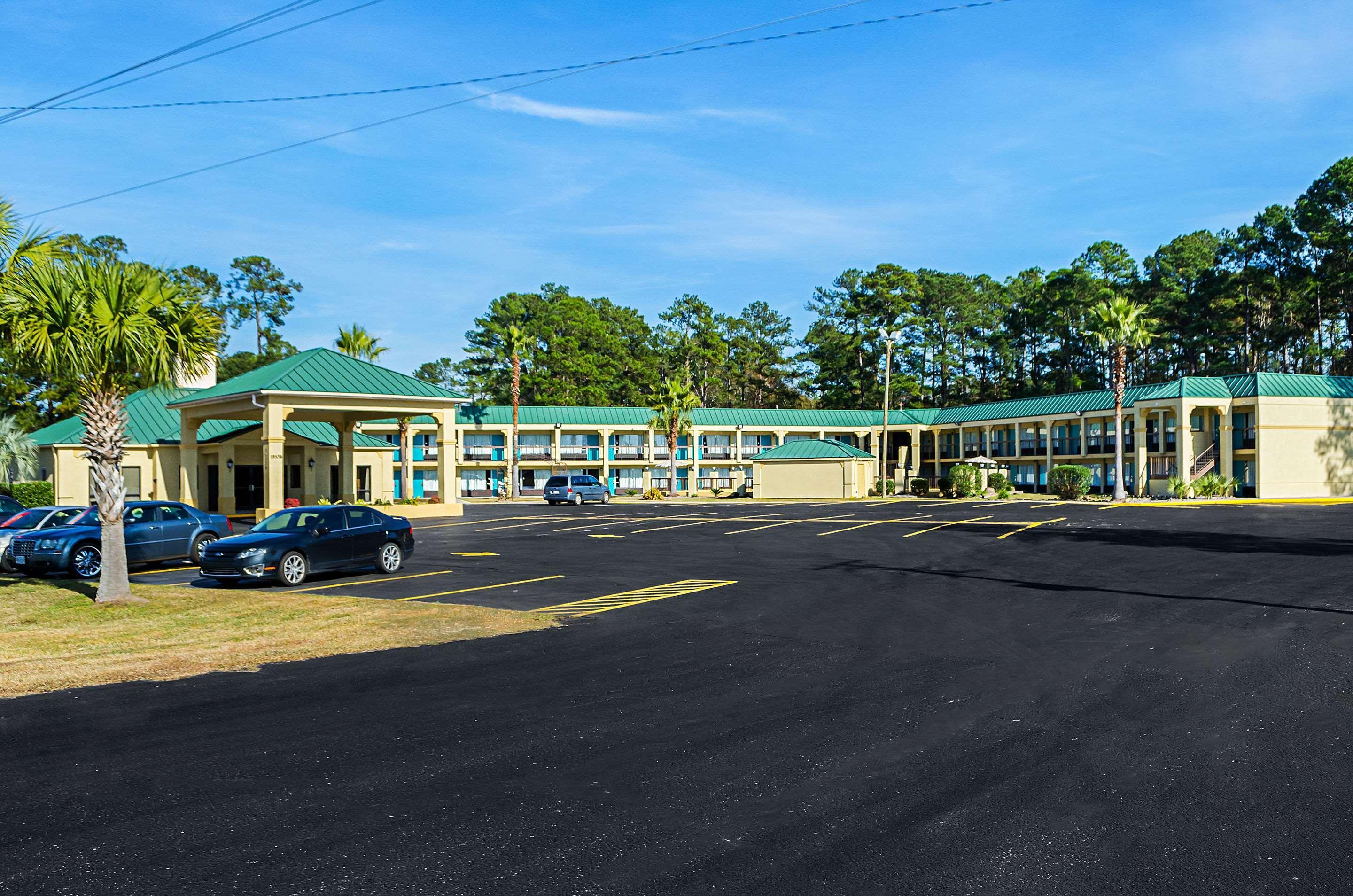 Econo Lodge Hardeeville Bagian luar foto