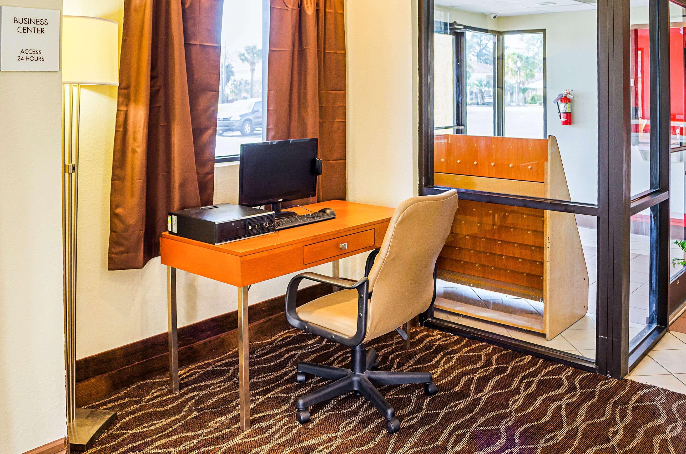Econo Lodge Hardeeville Bagian luar foto