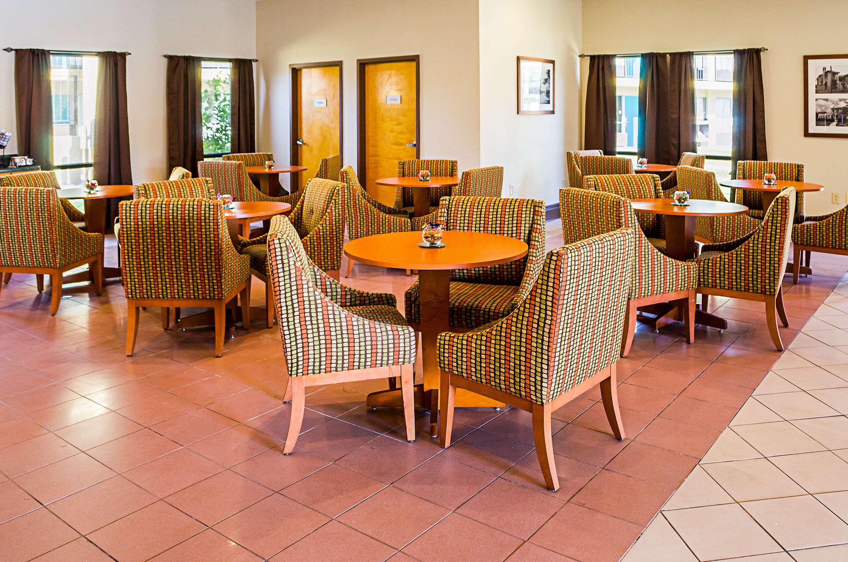 Econo Lodge Hardeeville Bagian luar foto