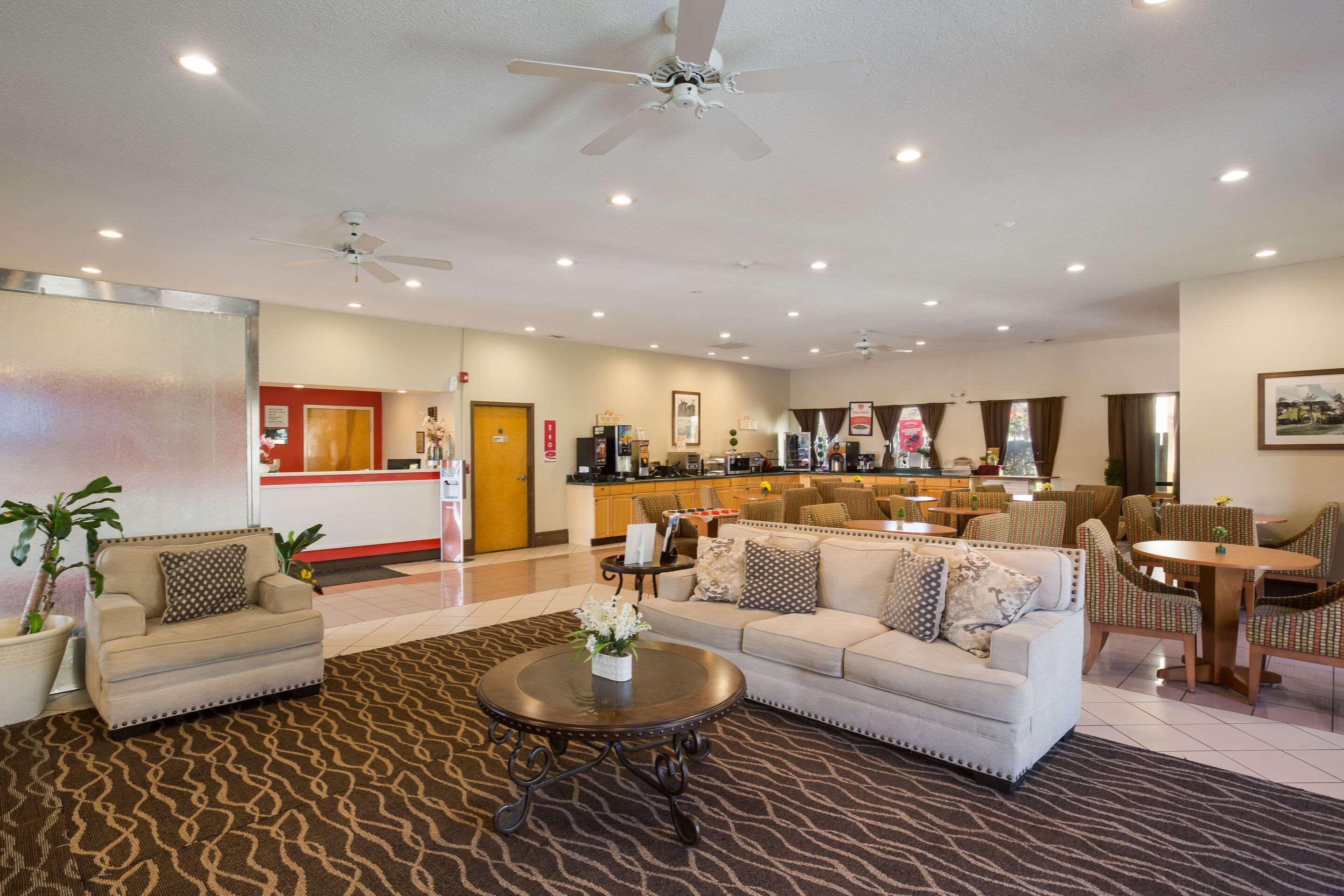 Econo Lodge Hardeeville Bagian luar foto
