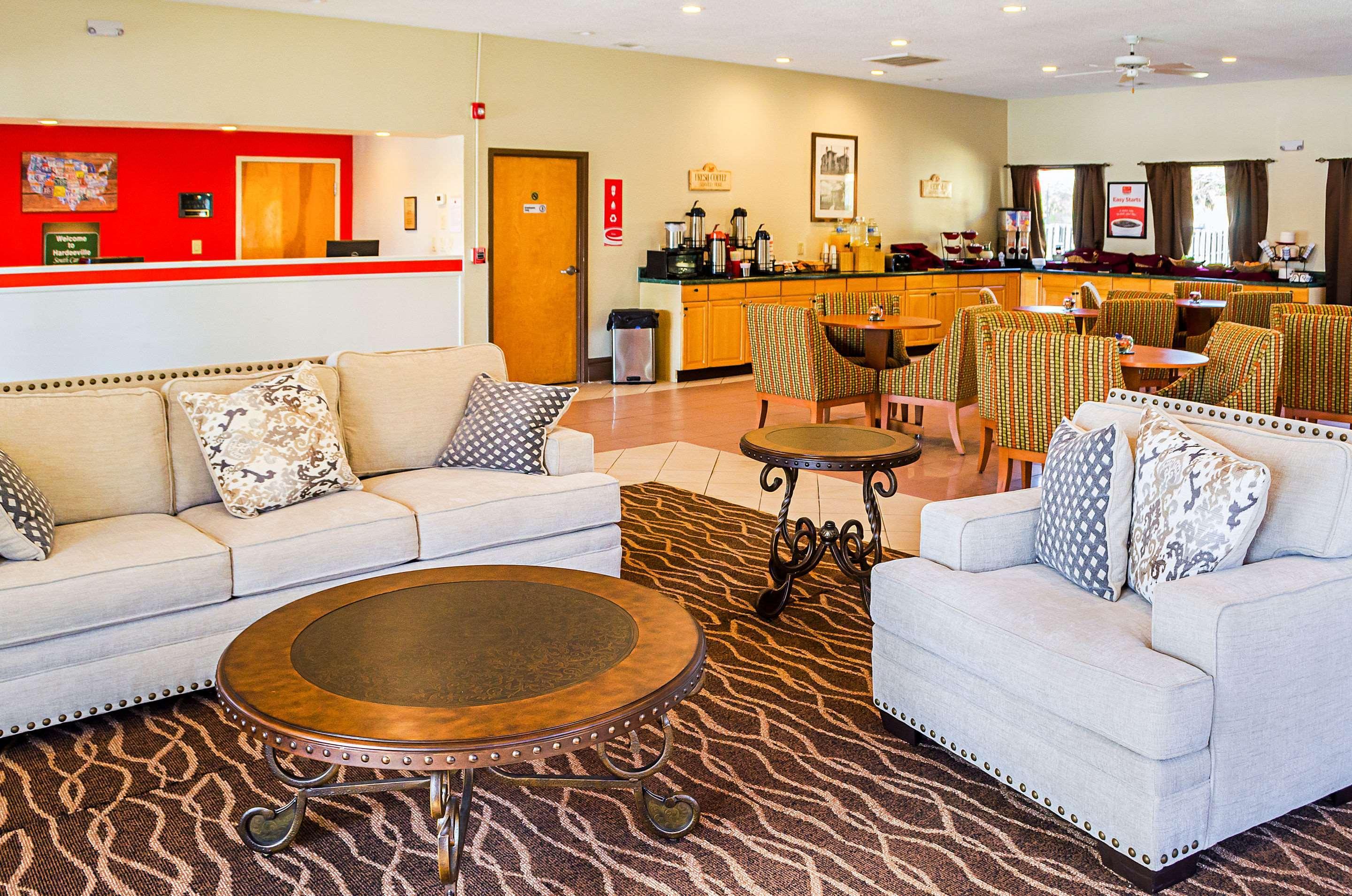 Econo Lodge Hardeeville Bagian luar foto