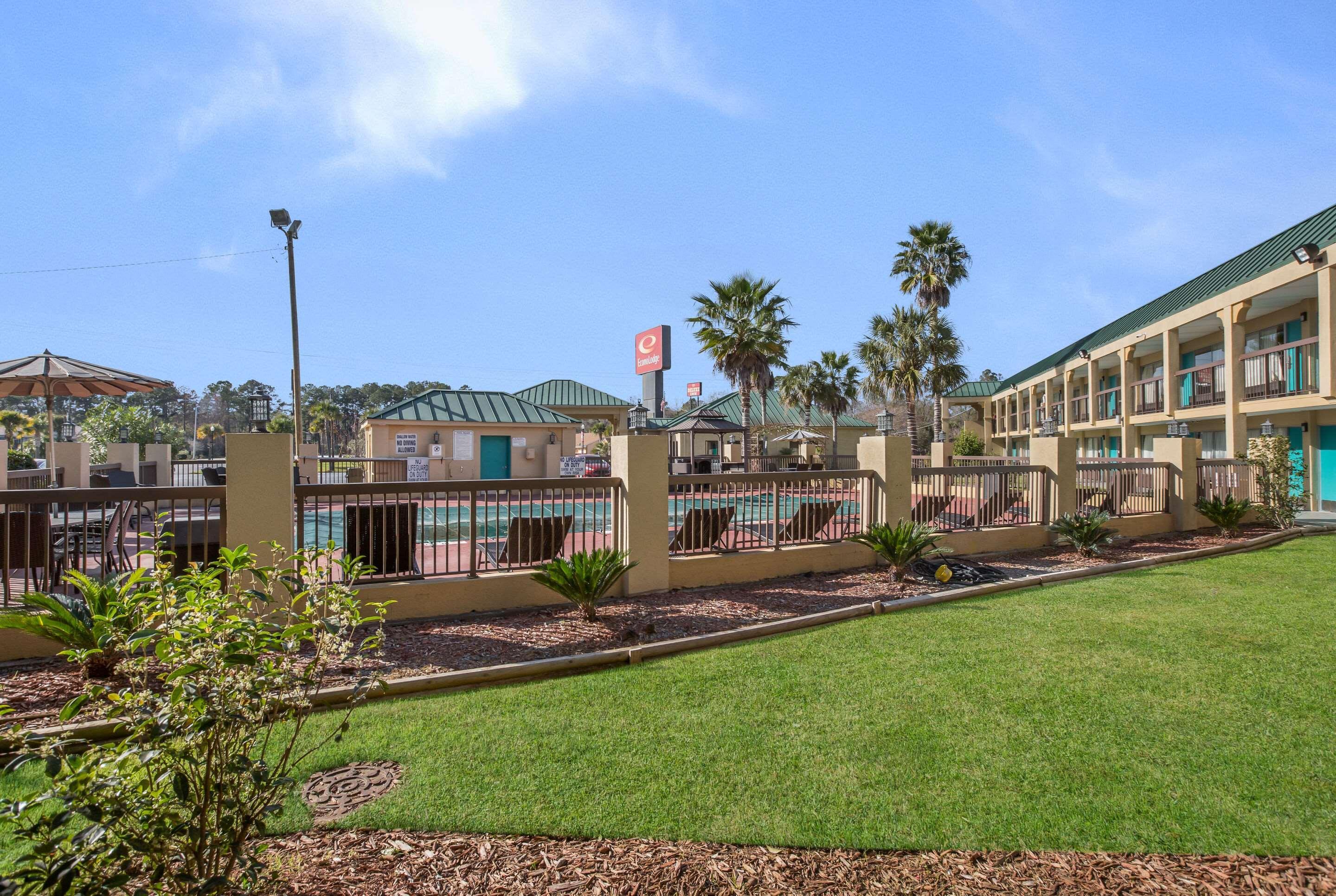 Econo Lodge Hardeeville Bagian luar foto