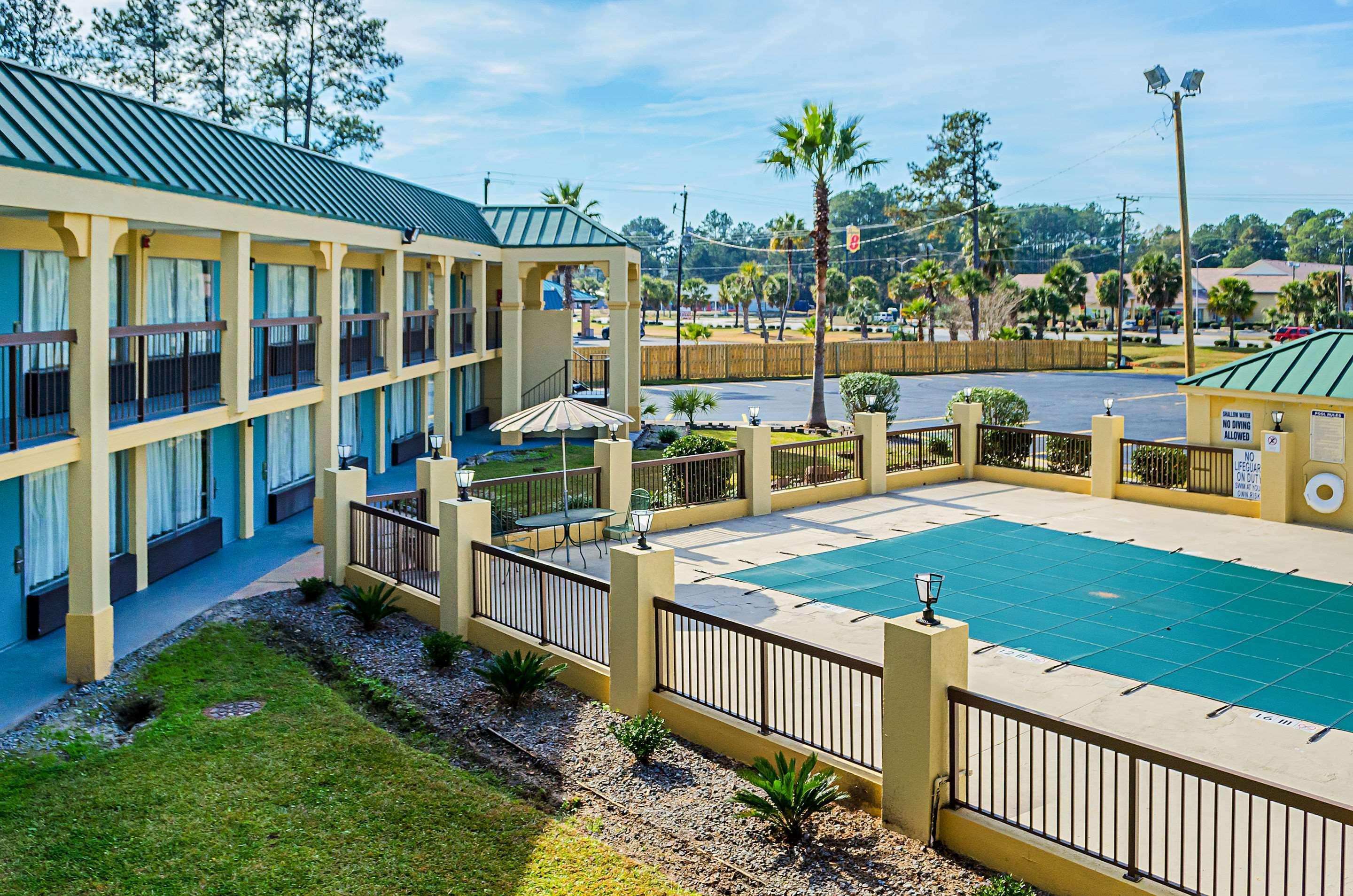 Econo Lodge Hardeeville Bagian luar foto