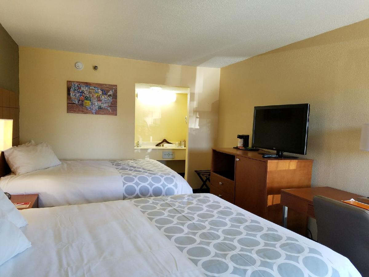 Econo Lodge Hardeeville Bagian luar foto